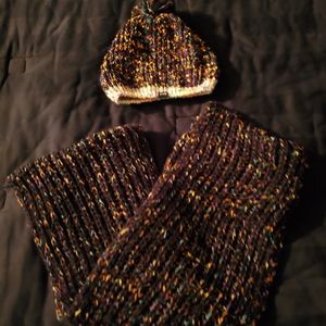 Constantly Varied Gear Confetti Hat and Scarf set